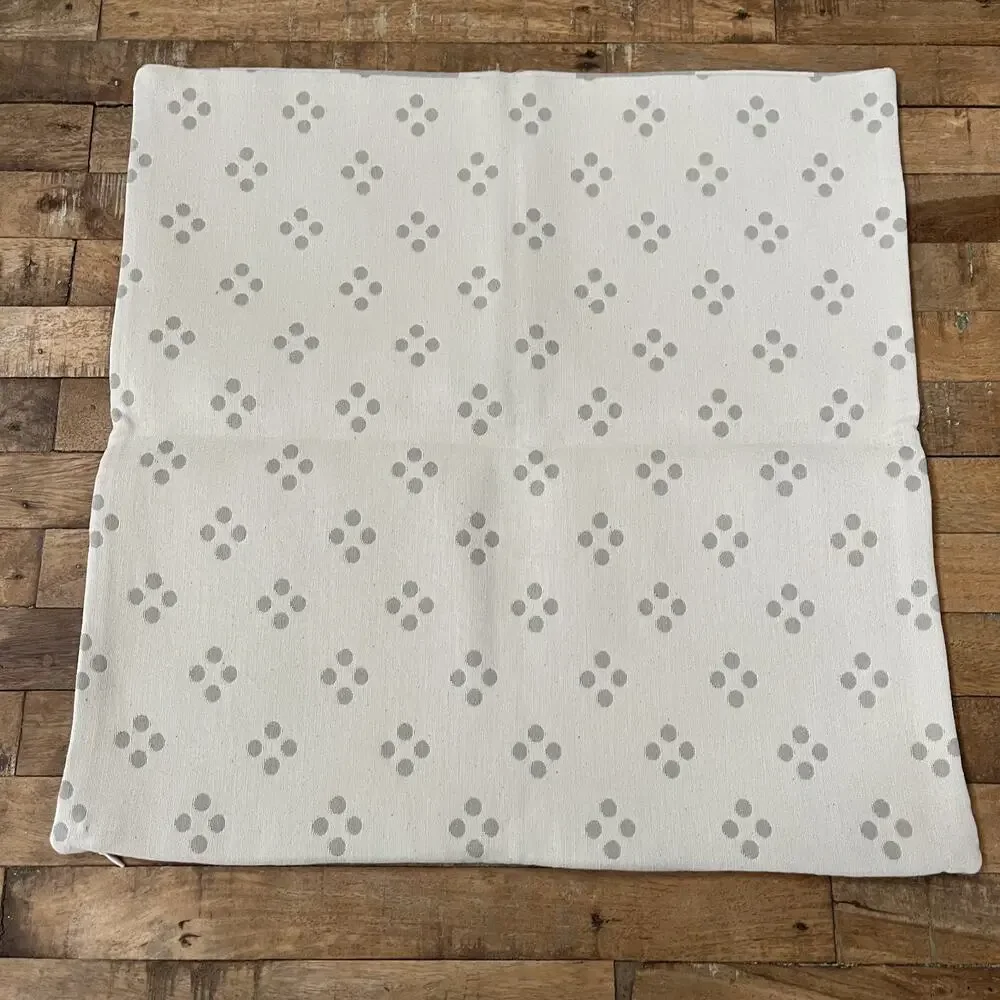 Busatti Cotton Square Pillow Covers (2) Gray & Ivory Striped/Dot Pattern Zipper